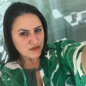 Meet your Posher, Karin